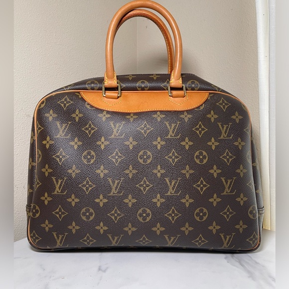 LOUIS VUITTON MONOGRAM DEAUVILLE BAG - Picture 3 of 15